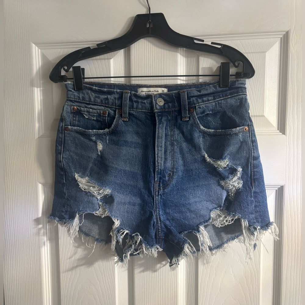 Abercrombie & Fitch Curve Love The Mom Short High Rise Jean Shorts